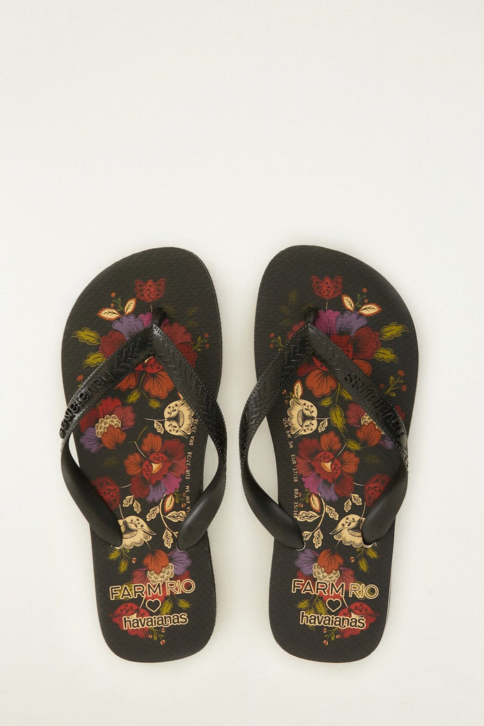Black Rococo Flowers Havaianas