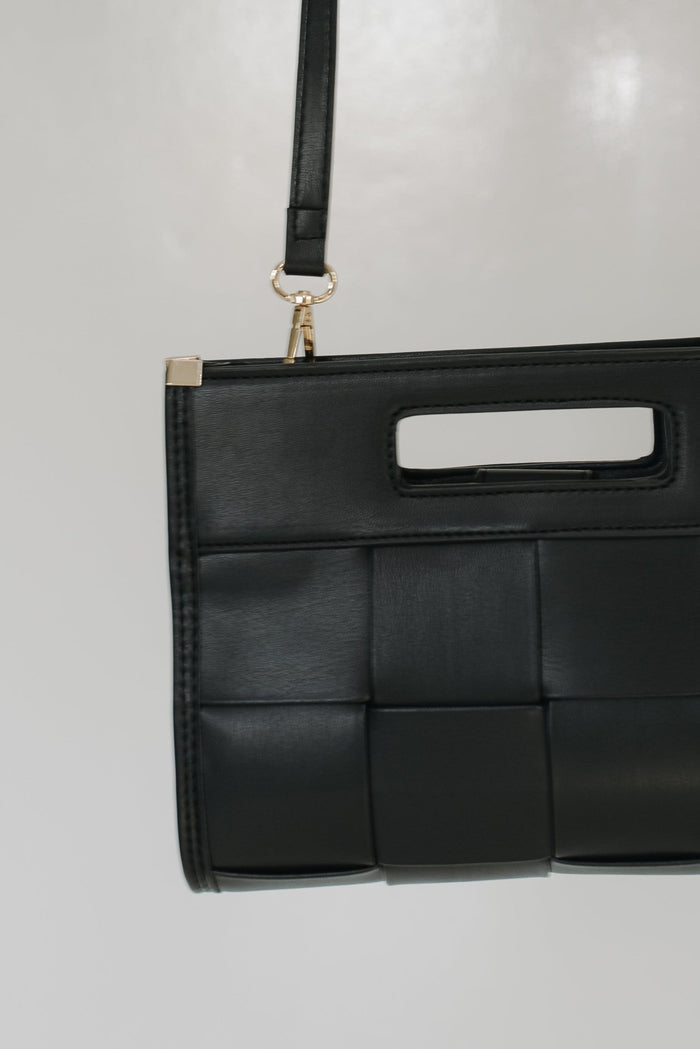 BLACK WOVEN FAUX LEATHER CROSSBODY CLUTCH - Love Marlow