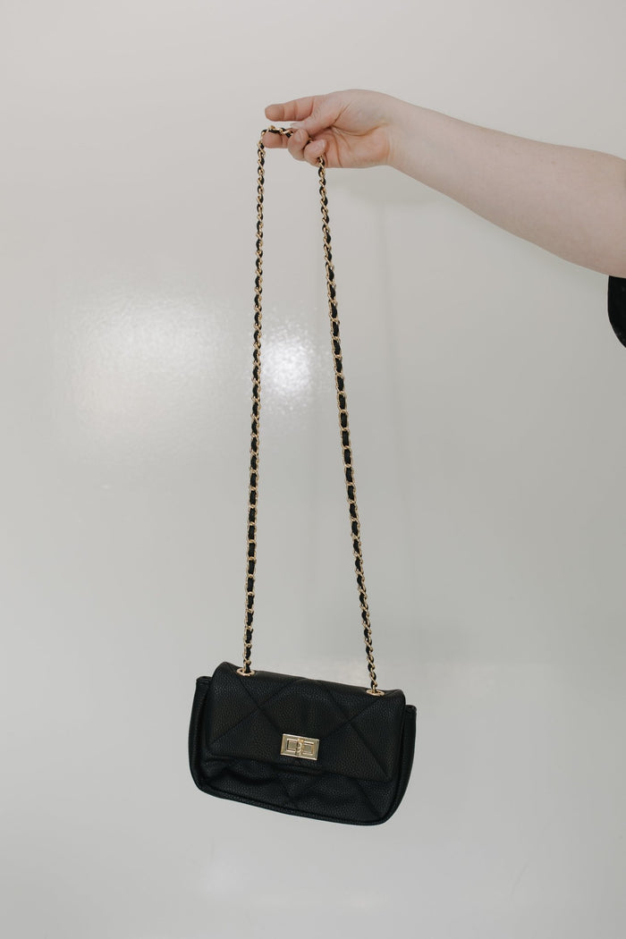 CITY LUXE QUILTED CROSSBODY BAG VEGAN LEATHER WITH CONVERTIBLE CHAIN STRAP - Love Marlow