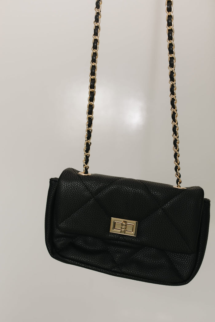 CITY LUXE QUILTED CROSSBODY BAG VEGAN LEATHER WITH CONVERTIBLE CHAIN STRAP - Love Marlow