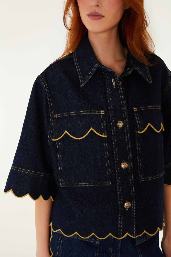 FARM Rio model wearing the Dark Denim Wavy Hem Short Sleeve Shirt