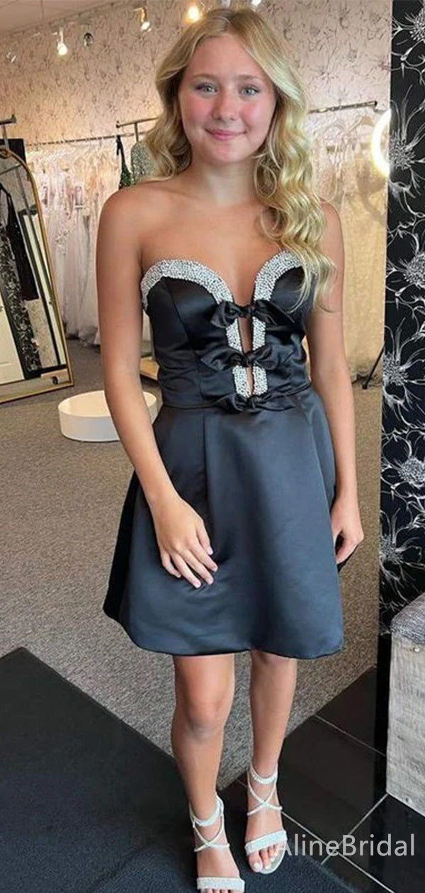 Elegant Black Bows Strapless A-line Short Homecoming Dress, HD32771